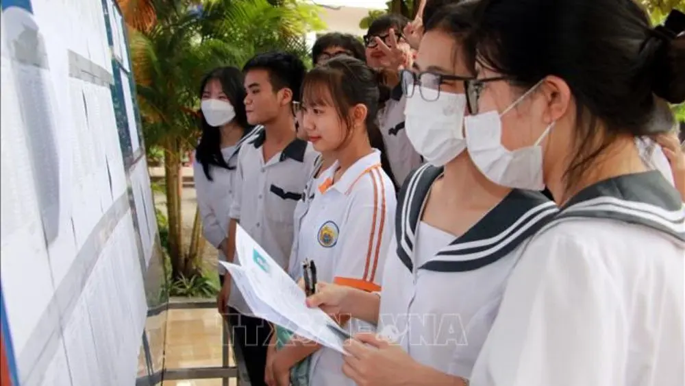 Thí sinh đăng ký nguyện vọng xét tuyển đại học, cao đẳng năm 2026 từ 2/7 đến 17 giờ ngày 14/7. Xem hướng dẫn và mốc thời gian.