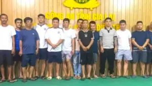 Khám xét khẩn cấp 19 tụ điểm, Công an Gia Lai khởi tố 16 đối tượng trong đường dây cá độ bóng đá qua mạng giao dịch hơn 100 tỷ đồng.