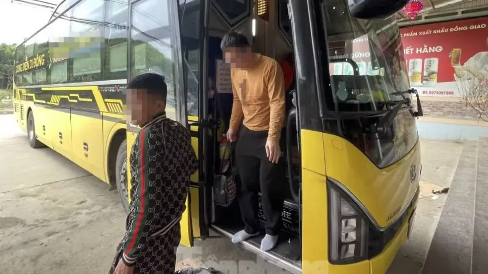 Xe khách giường nằm sắp phải trang bị hệ thống giảm nguy cơ mất lái, lật xe theo dự thảo quy chuẩn mới.