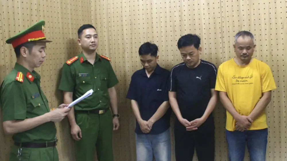 Bắt Giám đốc Công ty Cổ phần Tư vấn Kiểm định HB Ngô Trí Hảo để điều tra vụ án, diễn biến mới thu hút sự quan tâm của dư luận.