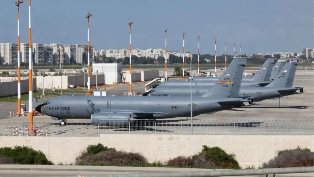 Mỹ điều thêm máy bay tiếp dầu đến Israel giữa căng thẳng với Iran, làm dấy lên lo ngại về khả năng mở rộng chiến dịch quân sự.