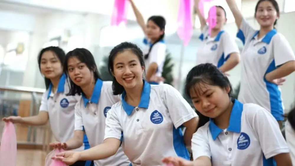 Đề xuất sáp nhập trường sư phạm sau 2030, chấm dứt mô hình cao đẳng sư phạm độc lập theo dự thảo của Bộ GD&ĐT.