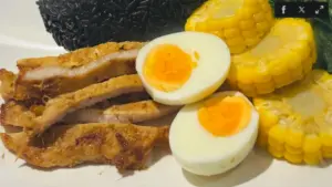4 sai lầm ăn uống có thể khiến tóc rụng nhiều như thiếu protein, thiếu dưỡng chất hay giảm cân cấp tốc. Tìm hiểu để bảo vệ mái tóc khỏe mạnh.
