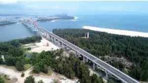TP. Huế lấy ý kiến người dân về đặt tên cầu vượt cửa biển Thuận An, với hai phương án Cửa Thuận và Thai Dương.