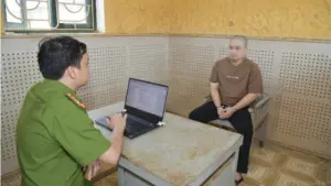 Tô Đức Thiên, quản lý cấp cao của Lương Sơn TV, được xác định liên quan đường dây phát sóng lậu và tổ chức đánh bạc trực tuyến.
