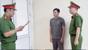 Lâm Đình Dưỡng bị tạm giữ hình sự để điều tra vụ hành hung thiếu niên 16 tuổi tại phòng gym ở xã Quỹ Nhất, tỉnh Ninh Bình.