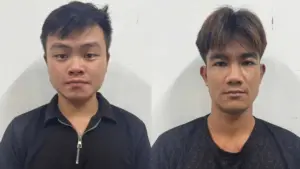 Nghệ An bắt 2 đối tượng bị cáo buộc dụ người dân sang Lào bằng chiêu “việc nhẹ, lương cao” để thực hiện hành vi mua bán người.