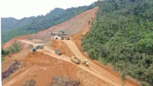 Cao tốc phía Bắc thiếu hàng triệu m³ vật liệu, trong đó có đất, cát đắp và đá xây dựng, gây áp lực lên tiến độ nhiều dự án.