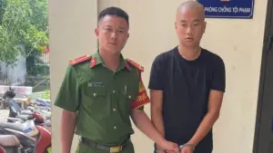 Trịnh Duy Linh bị bắt sau vụ trộm 2 bánh xe ô tô tại khu đô thị Thanh Hà và khai nhận thêm một số vụ tương tự ở Hà Nội.