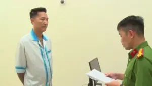 Huấn Hoa Hồng bị khởi tố về 2 tội danh, cơ quan điều tra tiếp tục làm rõ hành vi và vai trò của những người liên quan.