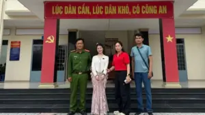 Nữ nghi phạm Đào Thị Trang, thông thạo 3 ngoại ngữ, bị bắt tại Campuchia sau gần 4 năm trốn truy nã về tội lừa đảo chiếm đoạt tài sản.