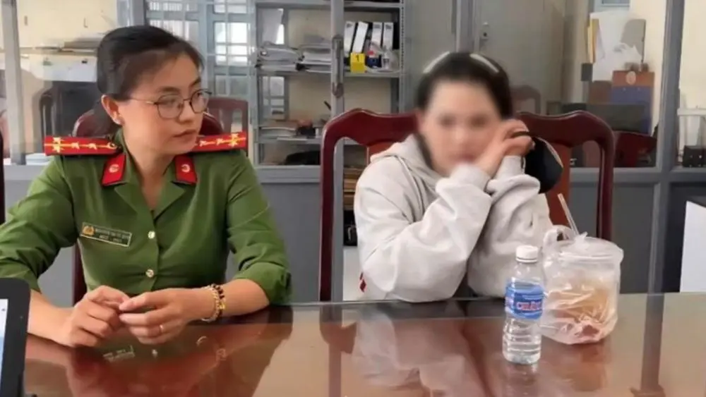 Cháu gái trộm 1,1 tỷ đồng của dì rồi chuyển cho nam thanh niên quen qua mạng, vụ việc gây xôn xao và đang được điều tra.