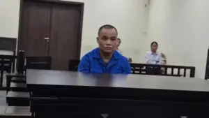 Chiếm đoạt bạc tỷ qua môi giới xuất khẩu lao động trên mạng, Lương Quang Tiến bị Tòa án nhân dân thành phố Hà Nội phạt 13 năm 6 tháng tù.