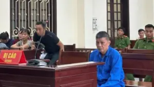 Nguyễn Văn Tốn, 62 tuổi, được giảm án còn 20 năm tù sau vụ đâm tử vong giám sát an ninh tại Hải Phòng. Xem chi tiết vụ án.