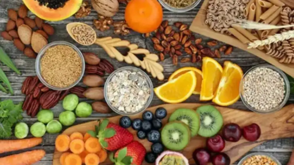 Chất xơ giúp giảm cholesterol xấu, hỗ trợ ngăn ngừa xơ vữa động mạch và bảo vệ tim mạch. Tìm hiểu cách bổ sung đúng cách.