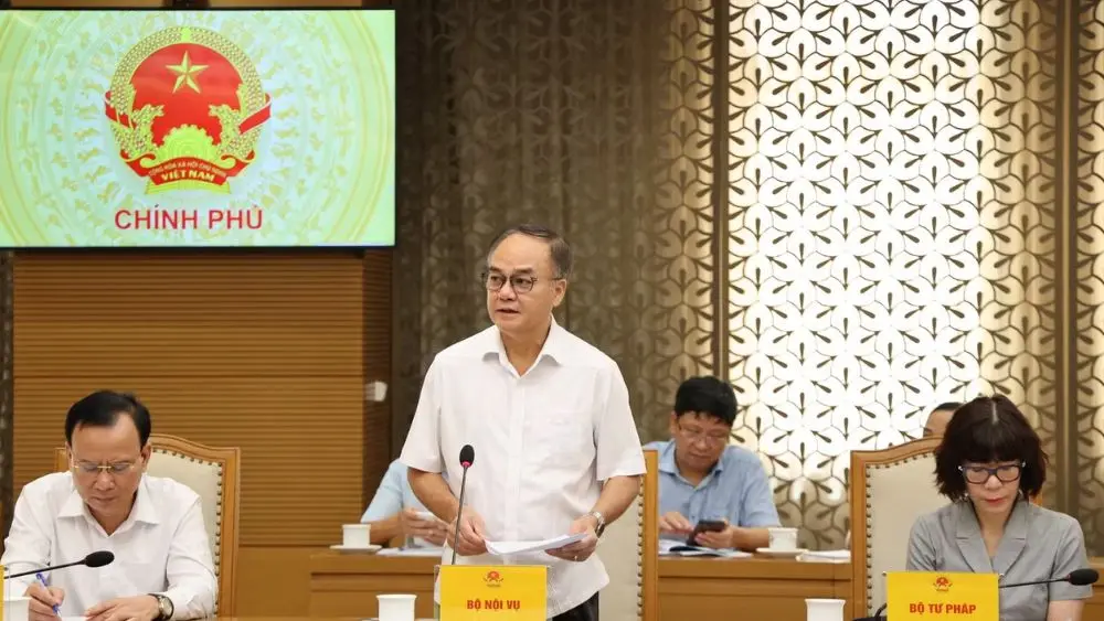 Nghiên cứu hạ tuổi hưởng trợ cấp hưu trí xã hội từ 75 xuống 70 tuổi, dự kiến tăng thêm 11.680 tỷ đồng mỗi năm.