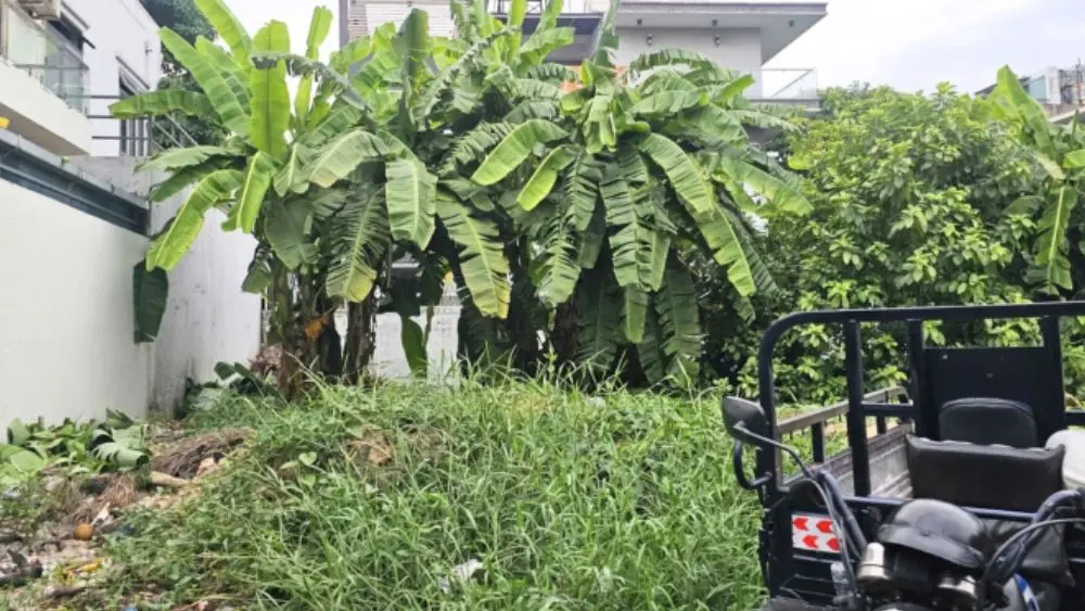 Phân lô bán nền tại đô thị được siết chặt, trong khi chi phí găm đất tăng có thể khiến đầu cơ và chờ tăng giá khó hơn.