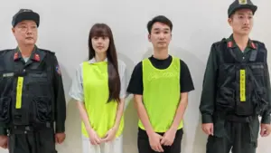 Hàng giả sống nhờ niềm tin thật khi người bán mượn uy tín để quảng bá sản phẩm sai công dụng, đặt ra yêu cầu siết trách nhiệm trên môi trường số.