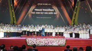 Nghệ An trao thưởng cho 113 học sinh giỏi Quốc gia năm học 2025-2026, ghi nhận thành tích nổi bật trong kỳ thi.