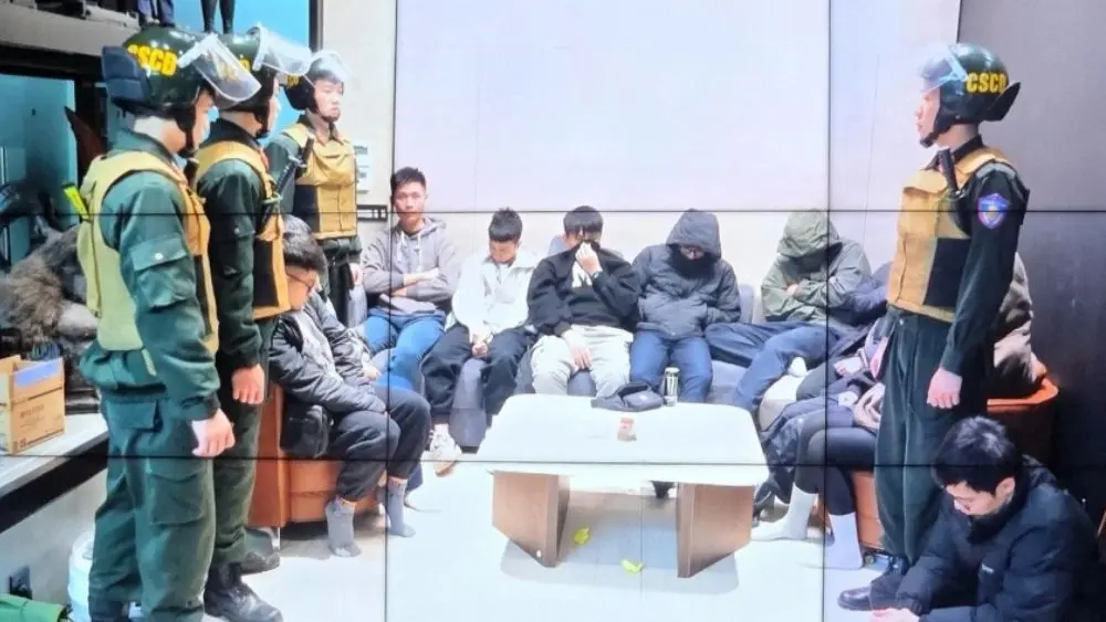 Vụ án Xôi Lạc TV: Lương Tuấn Giang nhận hơn 10,5 tỷ đồng và bị đề nghị truy tố về các hành vi liên quan hệ thống phát sóng thể thao lậu.