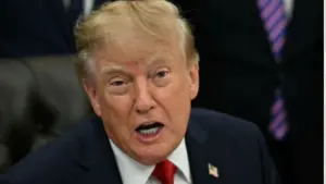 Ông Trump công bố 25 thành tựu nổi bật trong nhiệm kỳ, tập trung vào nhập cư, kinh tế, quốc phòng và đối ngoại.