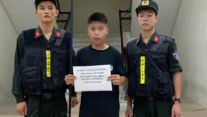 Thanh Hóa ngăn chặn hai nhóm thanh thiếu niên mang hung khí, rượt đuổi nhau và chuẩn bị hỗn chiến trên đường phố.