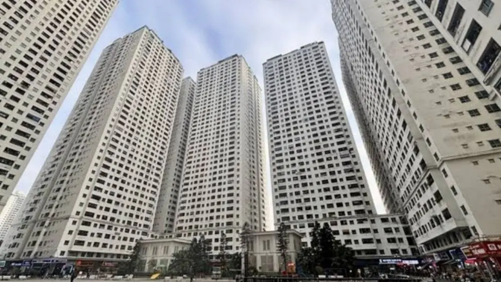 Hà Nội lên lộ trình xử lý 12 chung cư Mường Thanh, dự kiến di dời cư dân trong năm 2027 và phá dỡ các hạng mục vi phạm năm 2028.