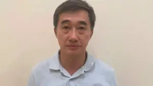 Thứ trưởng Trần Văn Thuấn và loạt lãnh đạo bệnh viện vướng lao lý trong các vụ án liên quan đấu thầu, mua sắm thiết bị y tế.