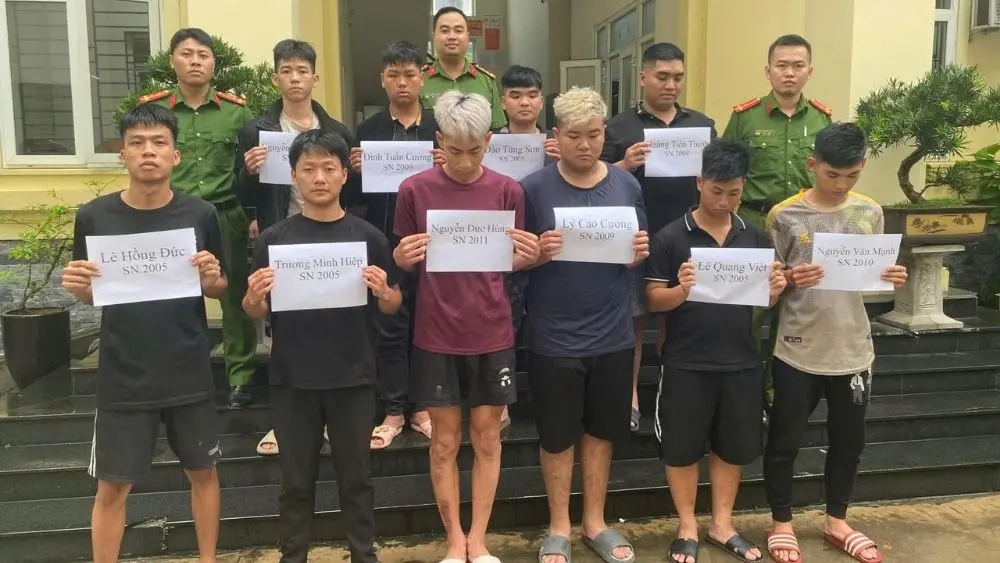 Công an Hải Phòng điều tra, bắt giữ nhóm đối tượng dùng kiếm, tuýp sắt tấn công nhầm người dân tại phường Hải An.