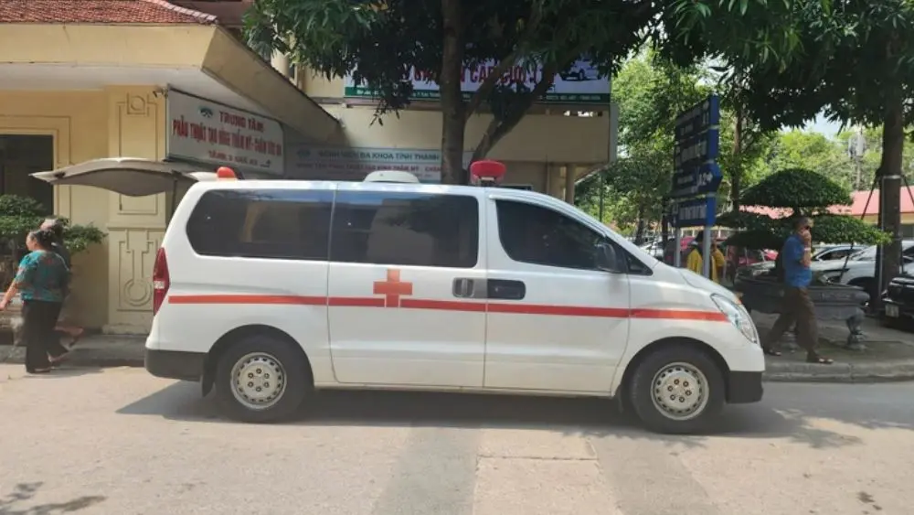 Thanh Hóa siết nạn “cò” dịch vụ y tế, yêu cầu người đứng đầu cơ sở chịu trách nhiệm nếu để xảy ra vi phạm.