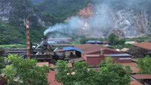 Công ty Trọng Tín bị phạt 336 triệu đồng do thải bụi, khí thải vượt quy chuẩn tại cụm công nghiệp Trúc Mai.