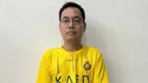 Người đàn ông dùng nón bảo hiểm đánh du khách ở Vũng Tàu