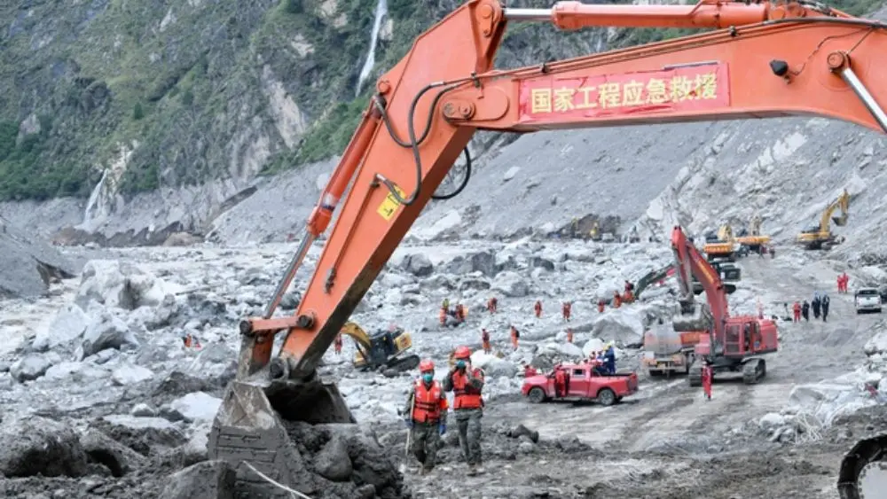 luc-luong-cuu-ho-tim-kiem-cuu-nan-shigatse-tay-tang-2-9-2026