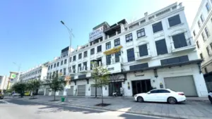 Đề xuất chuyển nhượng hợp đồng mua bán nhà chưa có sổ hồng nhằm hạn chế lách luật, bảo vệ người mua và tăng thanh khoản thị trường.