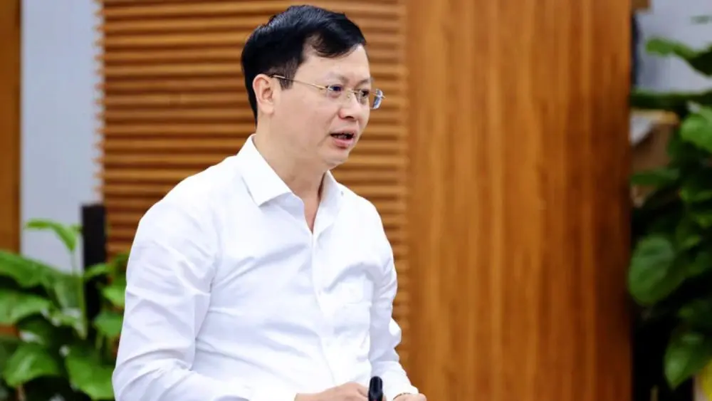 Hà Nội chuyển 1.710 hiệu trưởng, hiệu phó sang đứng lớp nhưng vẫn thiếu hơn 7.200 giáo viên, theo báo cáo của Sở GD&ĐT.