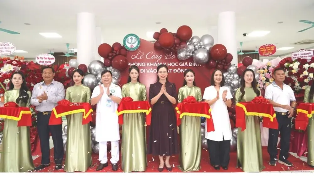 Bệnh viện Phạm Ngọc Thạch đưa Phòng khám Y học gia đình vào hoạt động, mở rộng chăm sóc sức khỏe tại nhà cho người dân. Xem chi tiết.