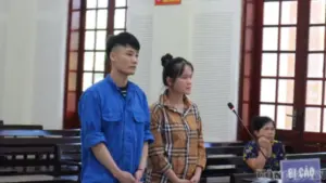 Hồ Quang Anh lĩnh án tù chung thân vì vận chuyển trái phép chất ma túy, trong khi bạn gái nhận 13 năm tù vì cùng tham gia vụ án.