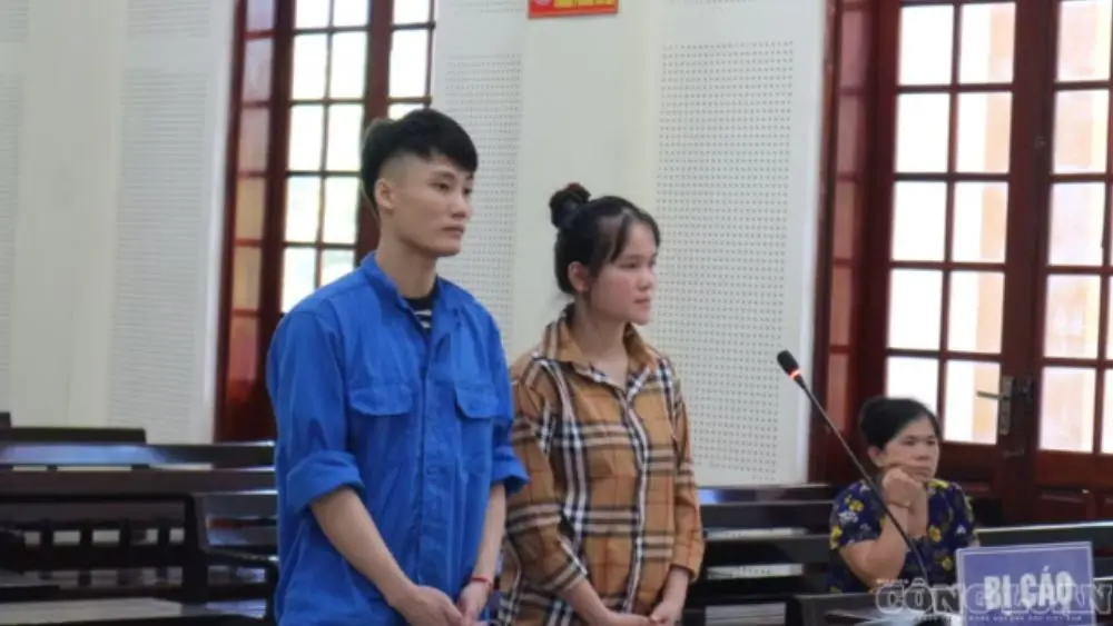 Hồ Quang Anh lĩnh án tù chung thân vì vận chuyển trái phép chất ma túy, trong khi bạn gái nhận 13 năm tù vì cùng tham gia vụ án.
