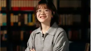 Luo Fuli, nhà nghiên cứu AI Trung Quốc, được chú ý với hành trình phát triển sự nghiệp và những đóng góp trong lĩnh vực trí tuệ nhân tạo.