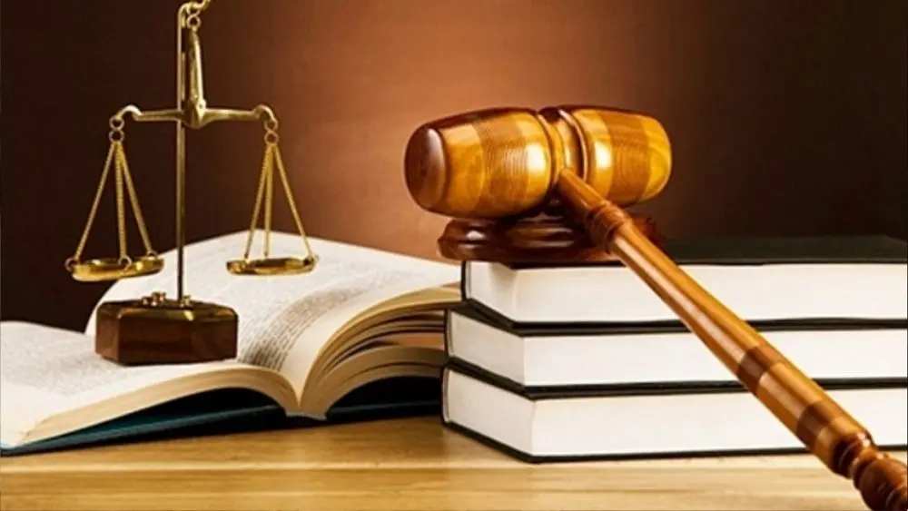 Mâu thuẫn trên mạng xã hội có thể dẫn đến vi phạm pháp luật. Tìm hiểu cách bảo vệ danh dự, nhân phẩm và tránh bị xử phạt.