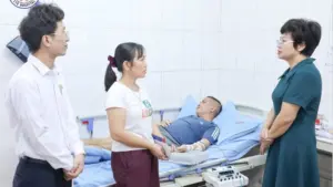 Bệnh viện Đa khoa 115 Nghệ An miễn toàn bộ chi phí điều trị cho anh N.V.Q., nạn nhân vụ thảm án ở Đồng Nai, giúp anh yên tâm phục hồi chức năng.