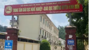 Vụ nam sinh 16 tuổi tử vong ở Hải Phòng sau xô xát giữa hai nhóm học sinh đang được công an mở rộng điều tra, xác minh người liên quan.