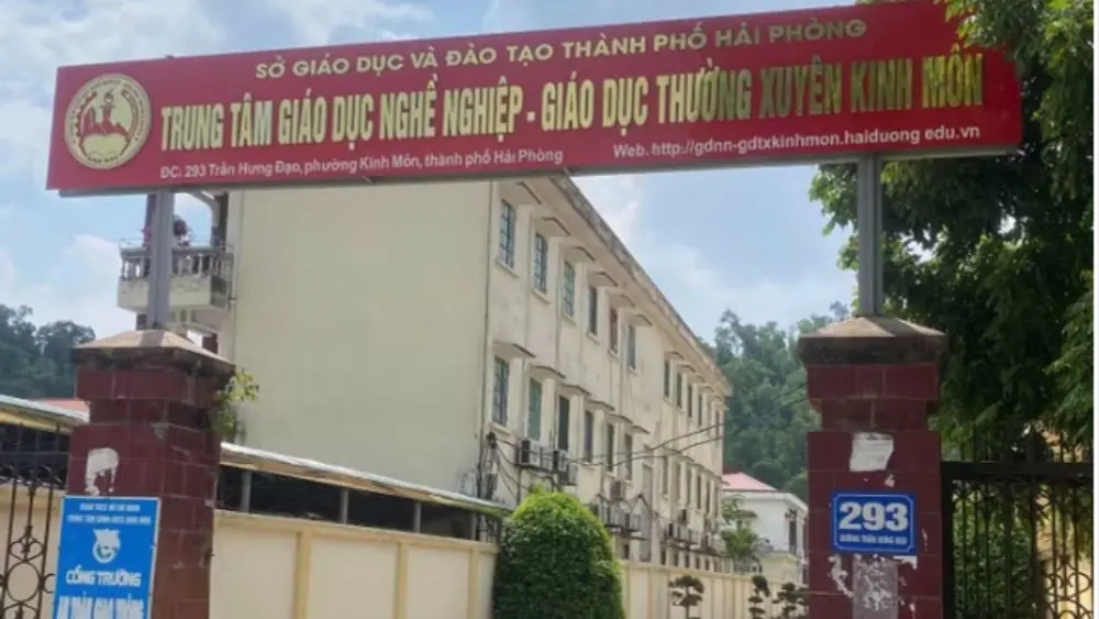 Vụ nam sinh 16 tuổi tử vong ở Hải Phòng sau xô xát giữa hai nhóm học sinh đang được công an mở rộng điều tra, xác minh người liên quan.