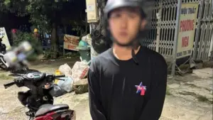 Nam thanh niên bị phạt 31,5 triệu đồng sau khi độ xe máy để chuẩn bị đua trái phép. Xem chi tiết vụ việc.