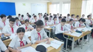 Học sinh tại Hà Nội trong giờ học, trong bối cảnh quy định mới về hoạt động của ban đại diện cha mẹ học sinh có hiệu lực từ ngày 15/11.