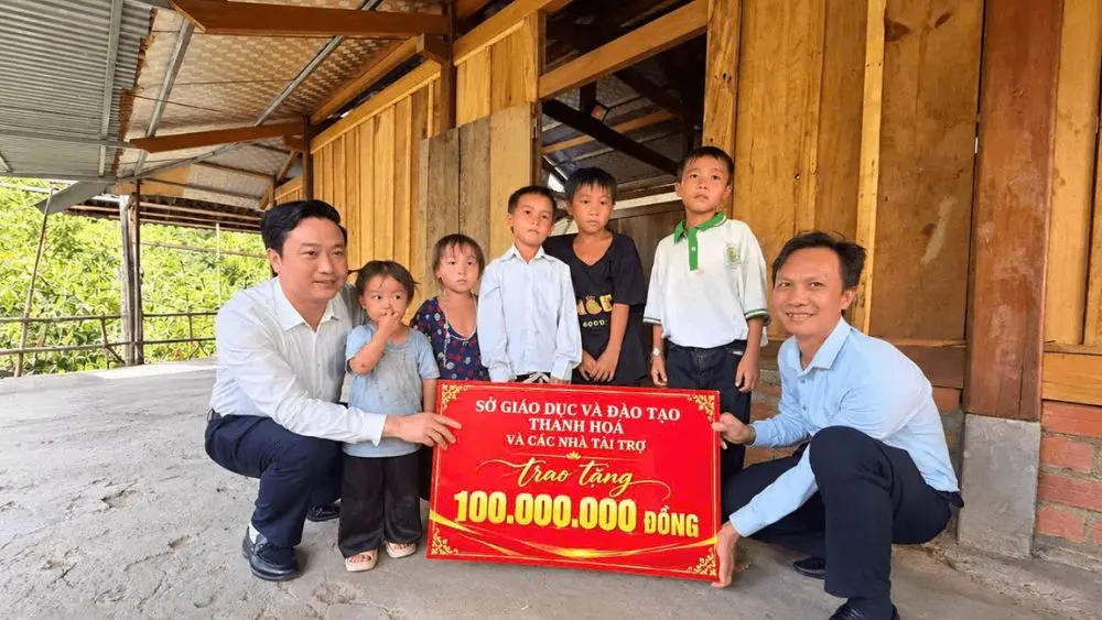 5 anh em không nơi nương tựa