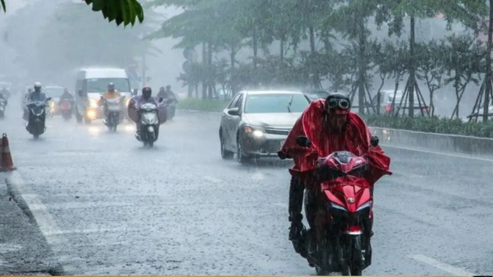 Dự báo thời tiết miền Bắc ngày 10/9 có mưa gió từ chiều, một số nơi mưa tới; miền Trung và Nam Bộ tiếp tục có mưa lớn.