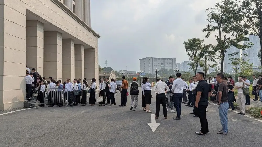 Vụ án Mr Pips khiến nhiều bị hại mất hàng tỷ đồng, bán nhà trả nợ, gia đình tan vỡ. Những lời khai tại tòa hé lộ hậu quả nặng nề.