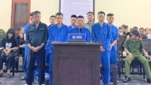 9 bị cáo lĩnh án tù tại Hải Phòng vì mua bán và tổ chức sử dụng trái phép chất ma túy, với mức án từ 3 năm 6 tháng đến 8 năm 7 tháng.