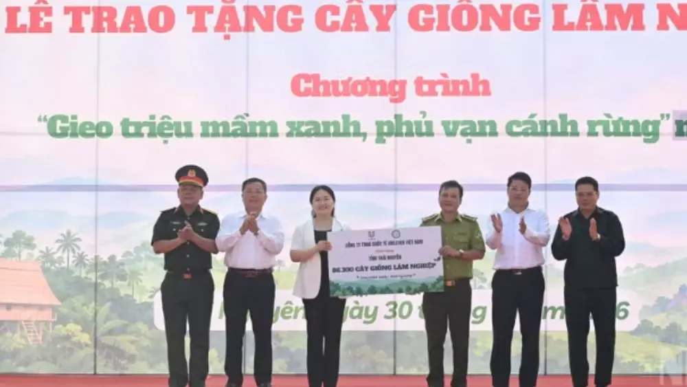 Thái Nguyên được trao tặng 86.300 cây giống lâm nghiệp, góp phần trồng rừng, bảo vệ môi trường và ứng phó biến đổi khí hậu.